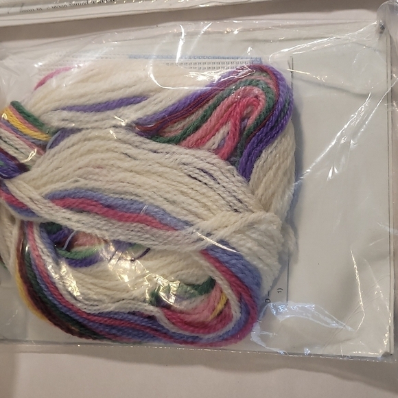 2 Cross Stitch Kits and 2 Aida Cloths Bundle of 4 - Picture 7 of 12